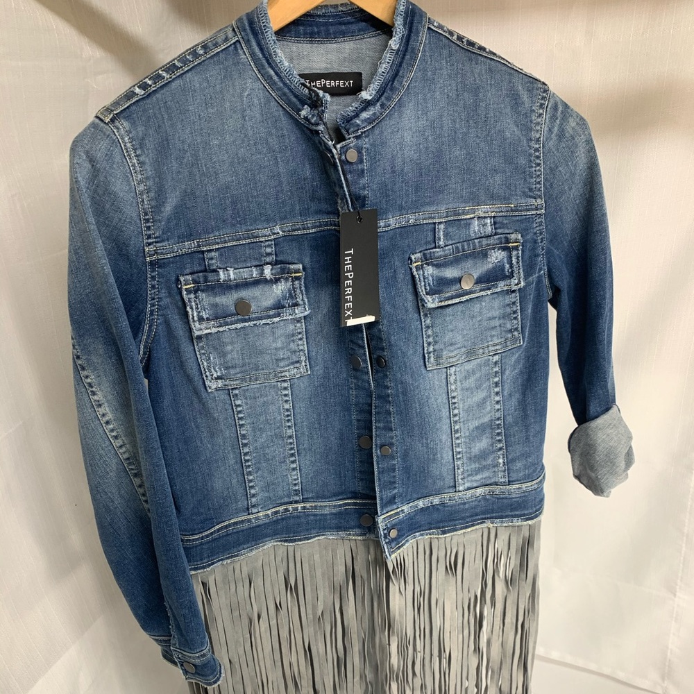 The PERFEXT Denim Jacket w. Gray Leather Fringe